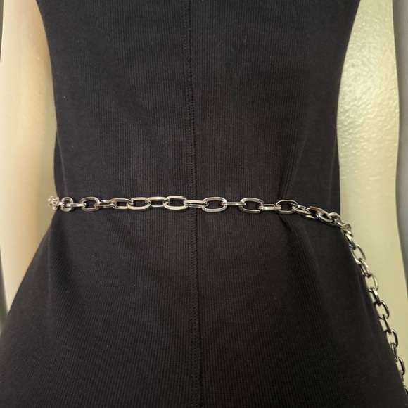 Silver tone metallic charms chain belt - Picture 4 of 9